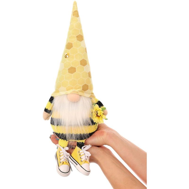 Saska Garden Sneakers snow gnome sitting drone in spring decoration