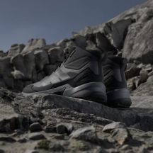 adidas Scarpe High-top hiking adidas terrex Eastrail Mid Climaproof Four/Core Black/Carbon