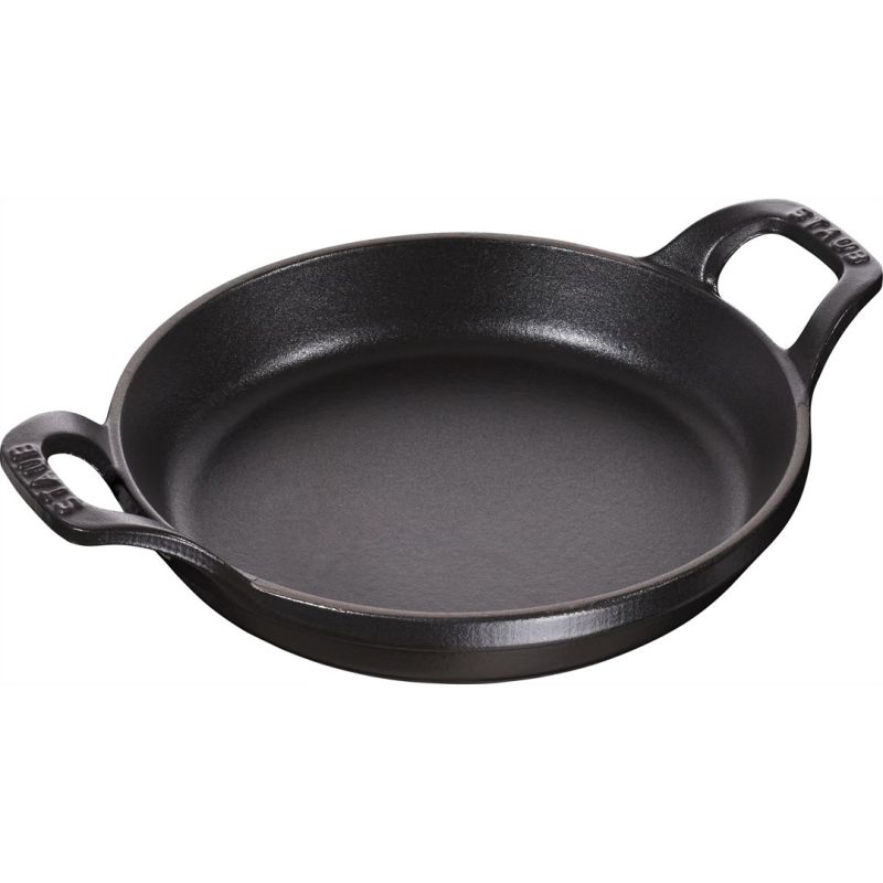 Staub Round Baking and Gratin Dish – Black, 750 ml
