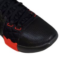 Nike Scarpe LeBron Witness Basketball