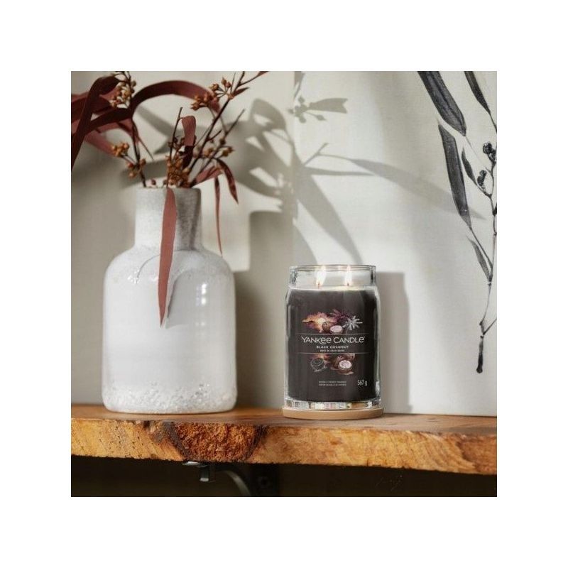 Large BLACK COCONUT YANKEE Candle
