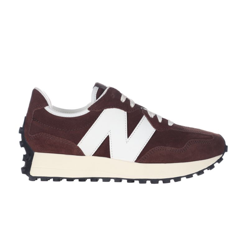 New Balance women’s classic lifestyle shoes, brown (W32714Q)