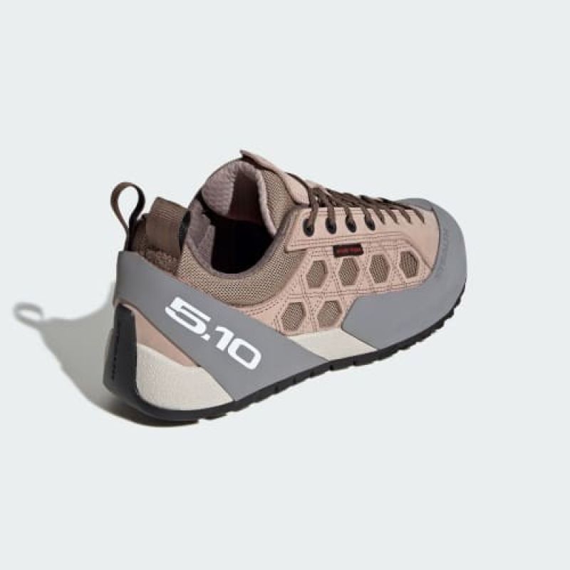adidas Scarpe Sports