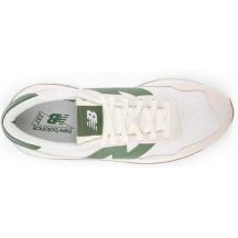 New Balance Sneakers lifestyle
