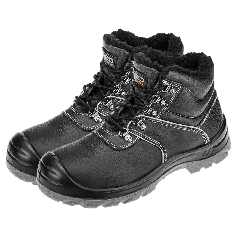 S3 SRC insulated work boots, steel toe cap and anti-puncture insert, size 43
