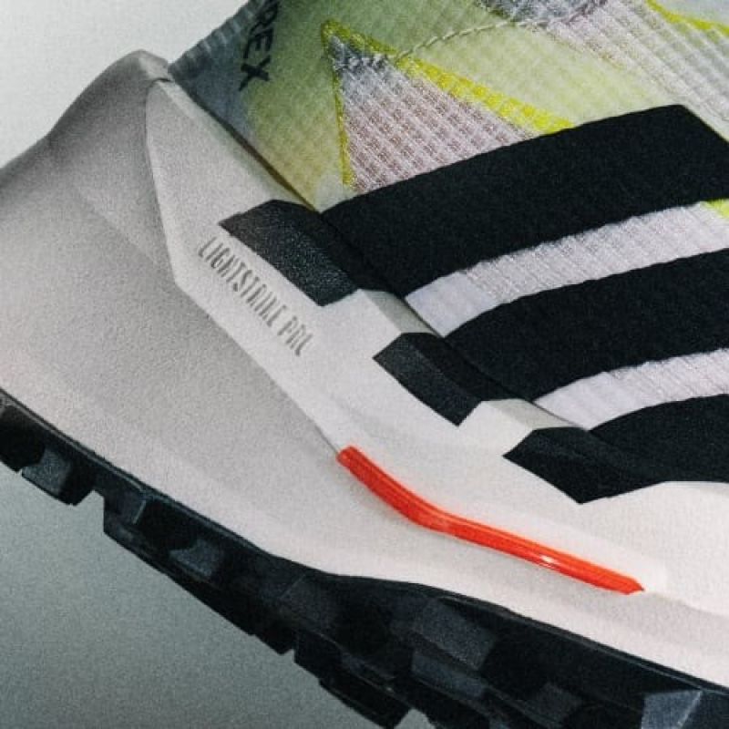 adidas Scarpe trail adidas terrex Agravic TT ftwr white/core blk/imp size