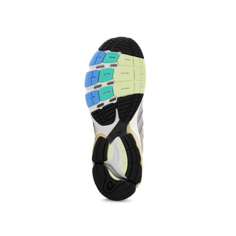 adidas Scarpe Supernova Cushion Chalky