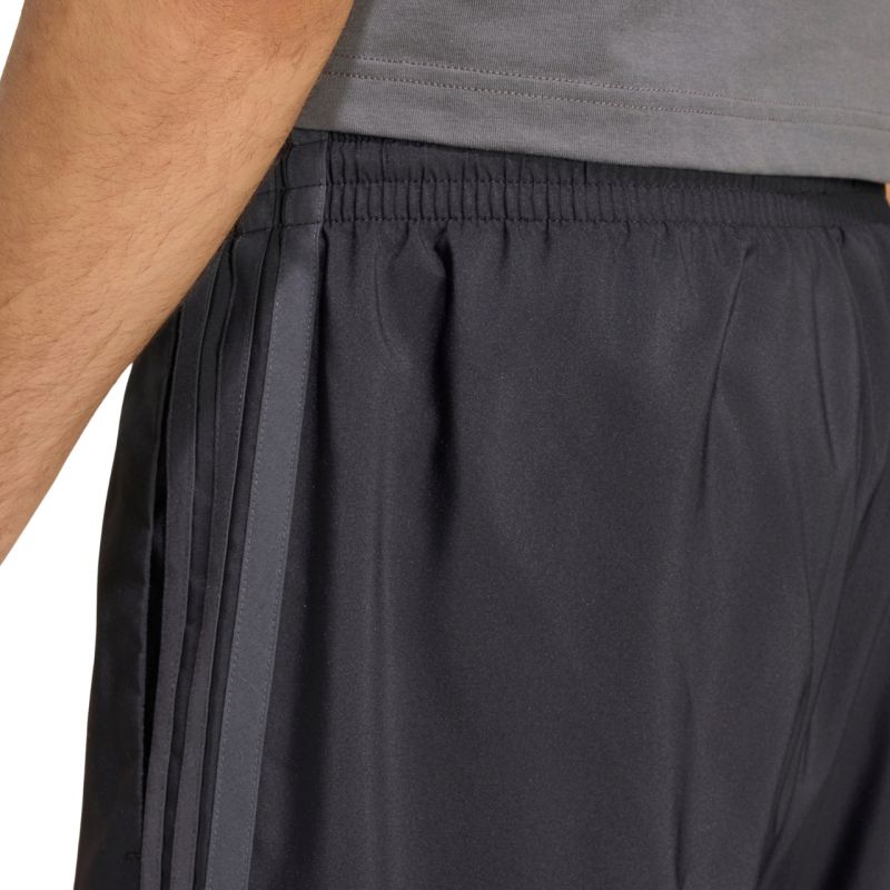adidas Pantaloncini Essentials Chelsea Lite Woven