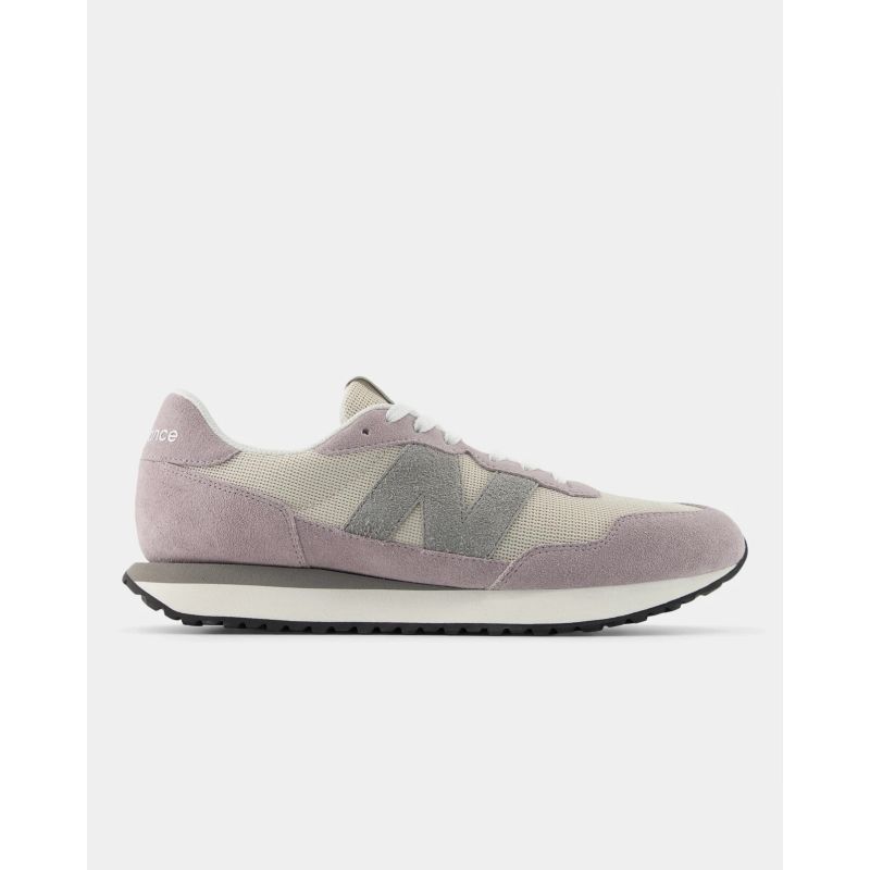 Men’s Classic New Balance 237 Lifestyle Shoes (M2379XU)